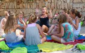 vamos Kinderbetreuung am Strand - Foto: Michael Orth